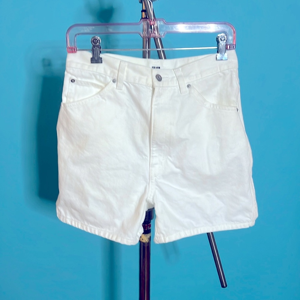 Uniqlo white jeans shorts good condition a few minor scuffs